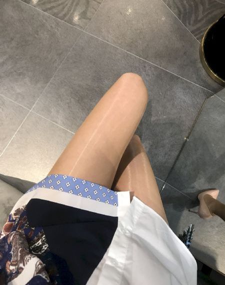 嫩草视频欧美在线观看_超清电影完整版在线观看